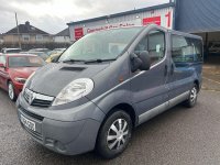 VAUXHALL VIVARO